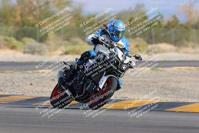 media/Nov-05-2022-SoCal Trackdays (Sat) [[f8d9b725ab]]/Turn 2 (1120am)/